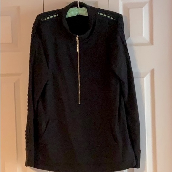 EUC Lilly Pulitzer ONYX Skipper Popover, beautiful black! LARGE, Lace Sleeves - Picture 3 of 11